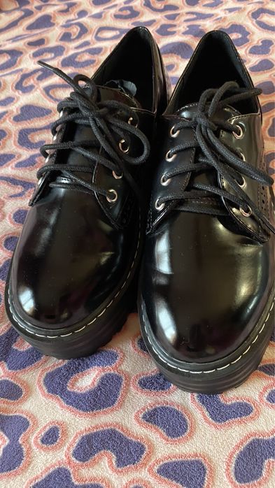 Туфли броги H&M divided