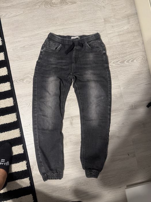 Spodnie jeansowe reserved 152