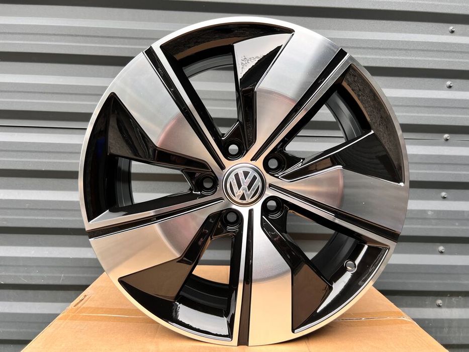 Диски нові R17 5x112 Audi A4 A6 A5 A7 Skoda SuperB Passat Jetta B8 B9