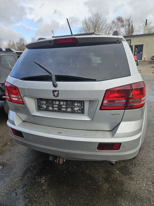 Dodge Journey zderzak tył tylny