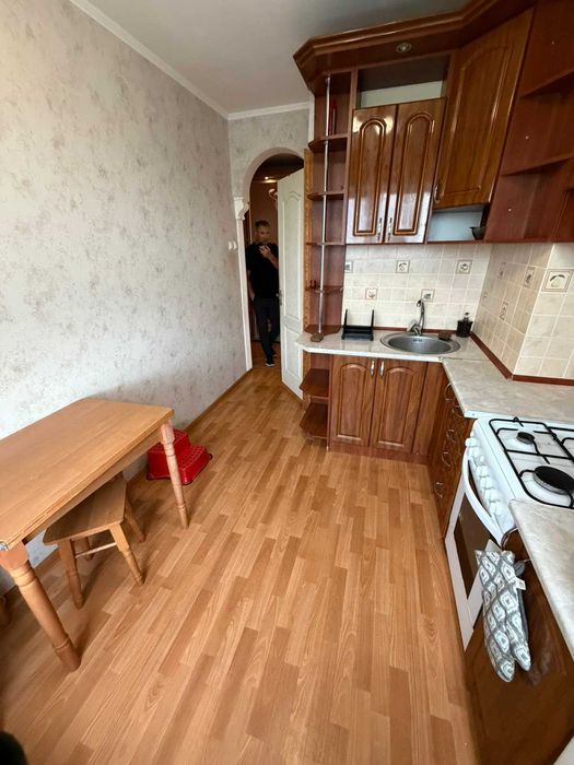 Продам 2 к квартиру, гарний стан!