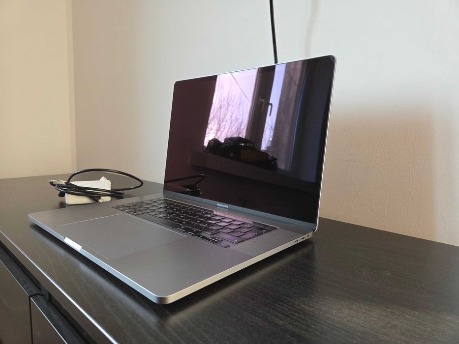 MacBook Pro A2141, Intel Core i7, 512SSD, 32GB RAM