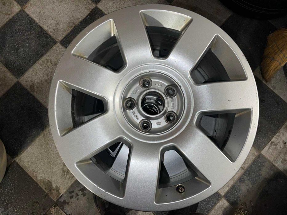 Комплект оригінальних дисків AUDI 17"