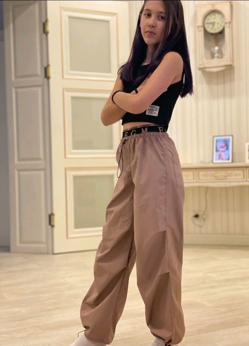 Штани плащівка на зріст 152