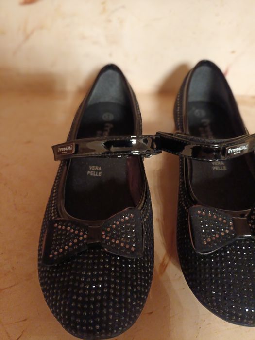 Продам нове взуття ,33р.