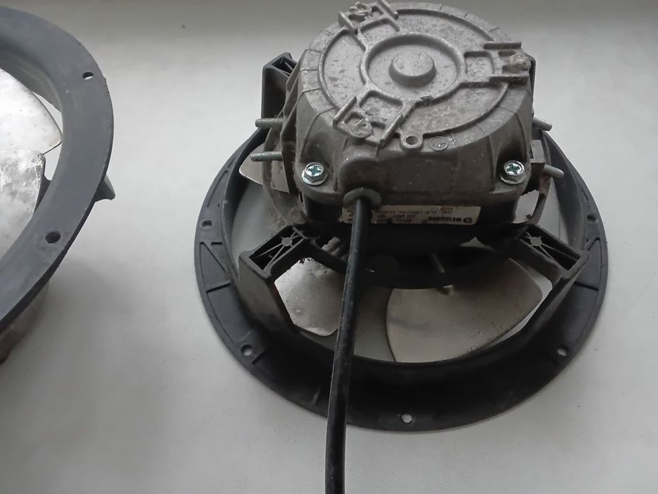 Вентилятор осевой канальный осевой вытяжка 220 В 1500 об/ мин 450 м³/ч