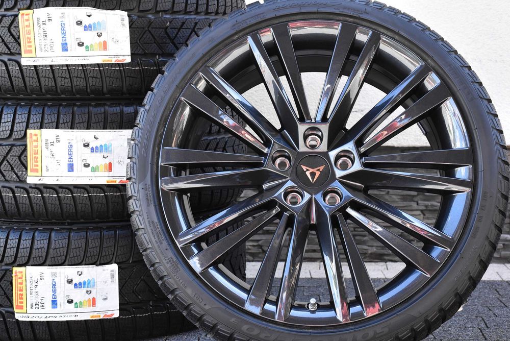Koła zimowe OEM Audi A3 S3 VW Golf Skoda Octavia Seat Cupra Leon 19"
