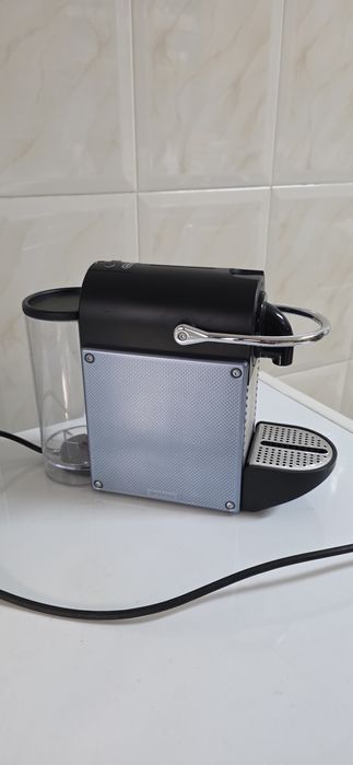 Máquina café Delonghi Pixie