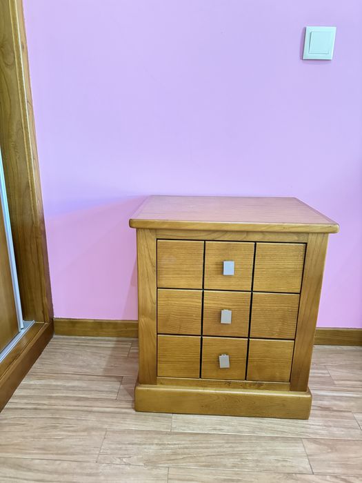 Secretaria e 2 mesinhas de cabeceira