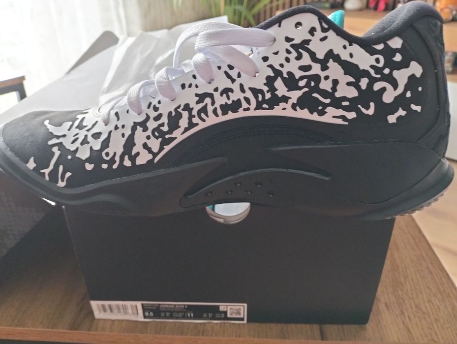 Sprzedam buty męskie Nike Jordan  Nowe