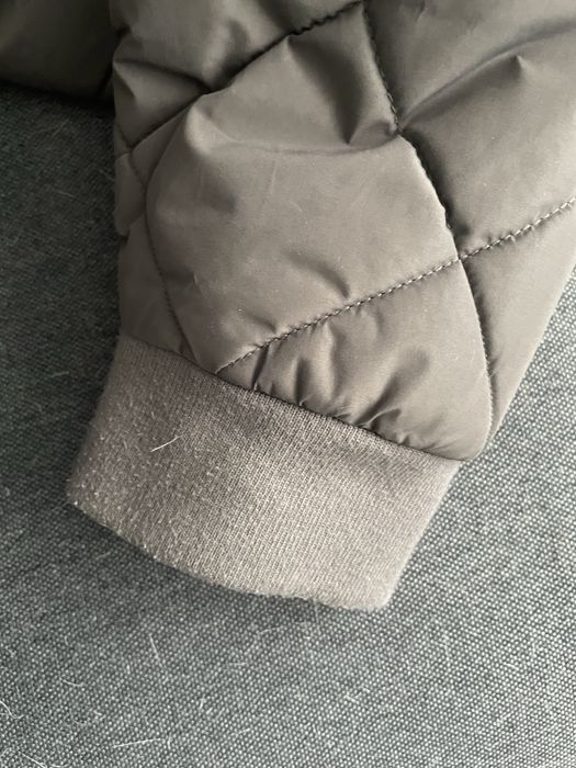 Теплий бомбер бренду HOUSE