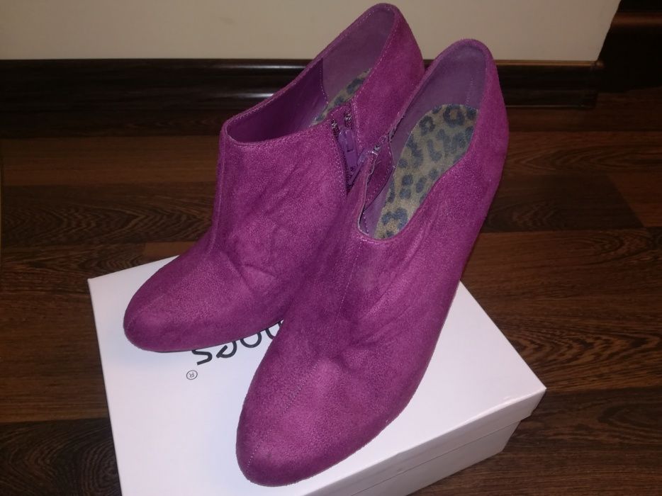 Bordowe botki szpilki Atmosphere 39