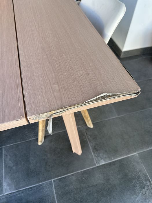 Mesa com cadeiras
