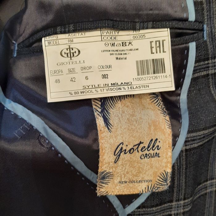 Костюм тройка размер м