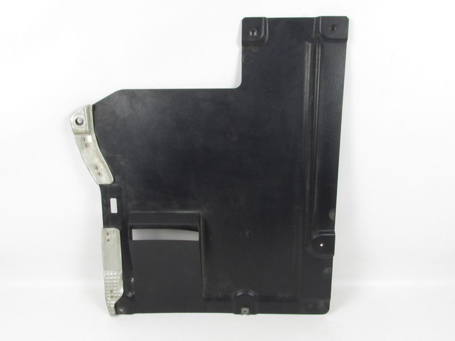 Revestimento Bmw 1 Ref: 51757167810