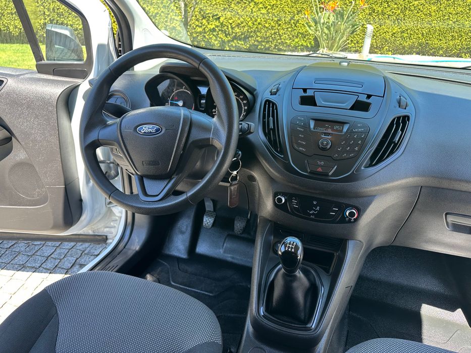Ford Transit Courier 2018 OPORTUNIDADE!