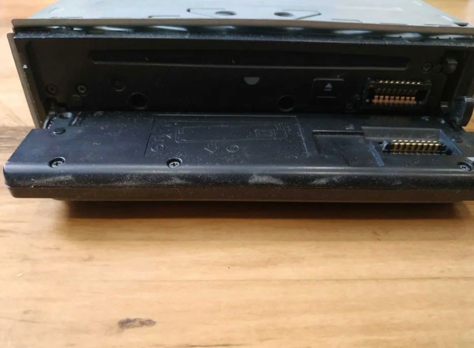 Автомагнитола Sony CDX-GT300