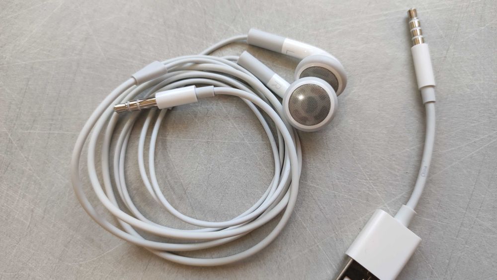 Apple IPod Shuffle 4gen 2GB A1373 Niebieski Mp3 Zestaw IDEAŁ