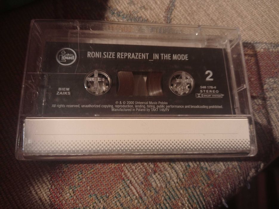 Robi size reprazent- in the mode