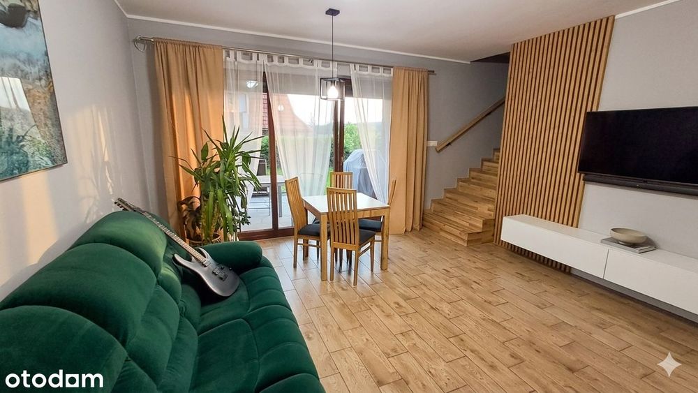 Nowoczesny, inteligentny dom szeregowy 119m² przy lesie