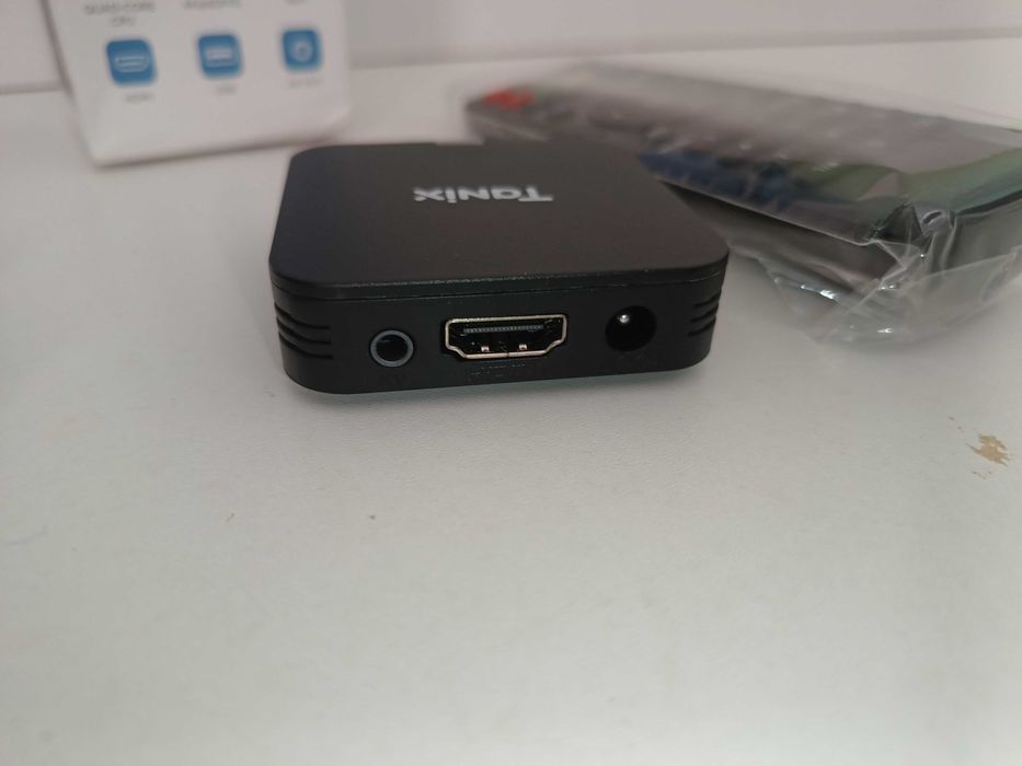 Смарт-приставка Tanix TX1 Android 11.0 2/16 ГБ