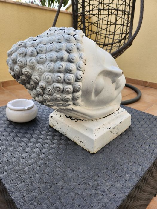 Cabeça de buda decorativo