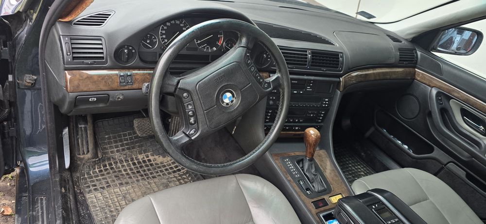 Bmw e38 740 M60b40