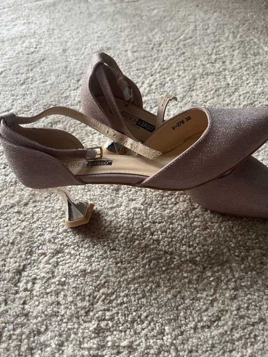 Sapatos cerimónia novos