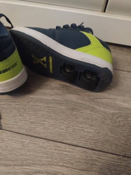 Buty z rolkami rozmiar 31