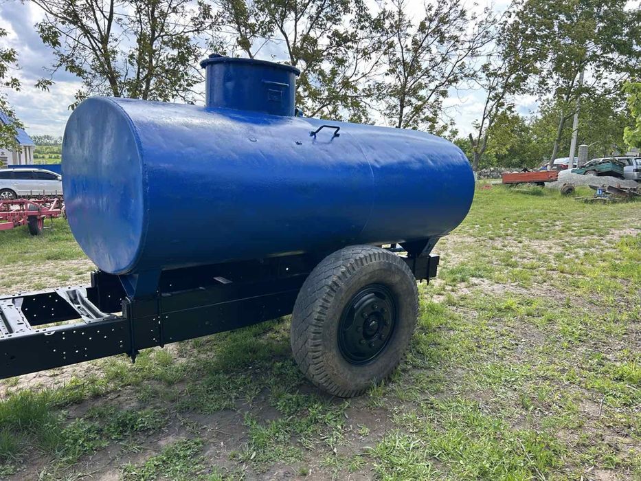 Продам бочку 5 кубів.