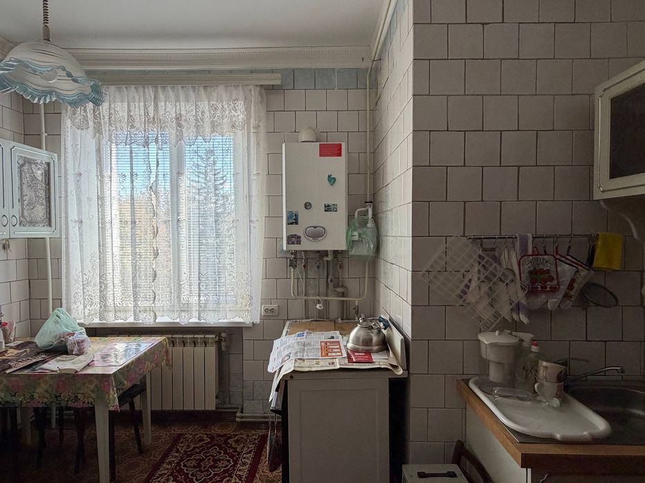 Продаж 2 кімн. Металургів 18, Автономка, Соцмісто