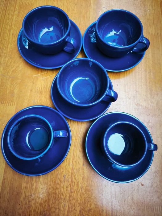 Conjunto de Chávenas Vista Alegre (3 Chá + 2 Café com Pires)