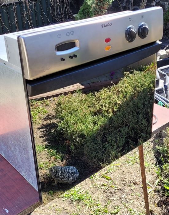 Продам духову шафу ARDO