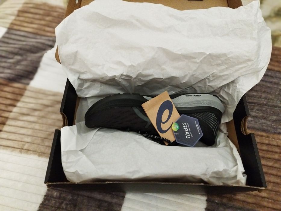 Sapatilhas Asics edição limitada "Solana"