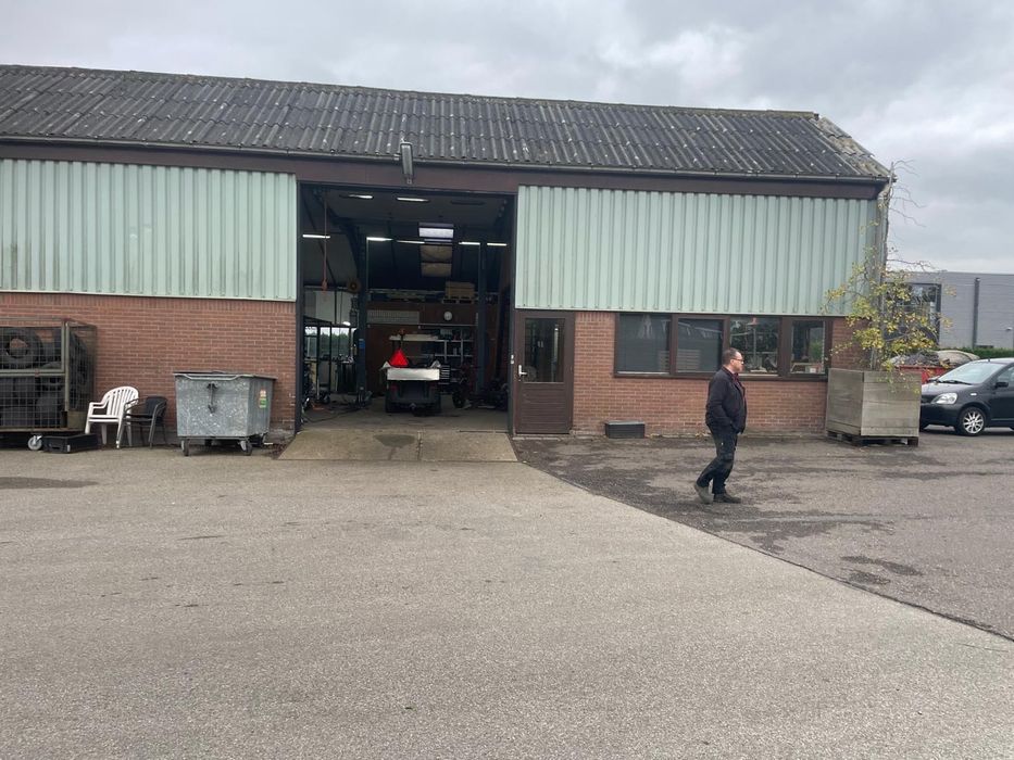 Garaż konstrukcja stalowa wiata  magazyn warsztat 13x20 m 260 m2