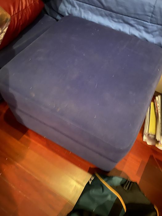 Sofá 2 lugares + cadeirão + puff