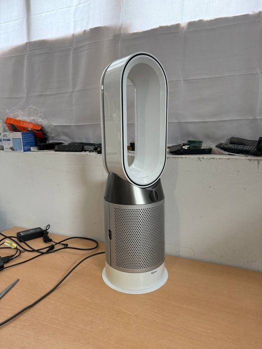 Dyson Pure Hot+Cool HP04 — очищувач повітря / обігрівач / вентилятор