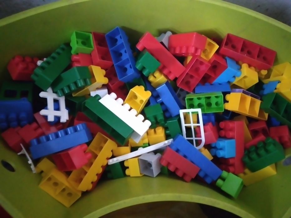 Klocki                 .