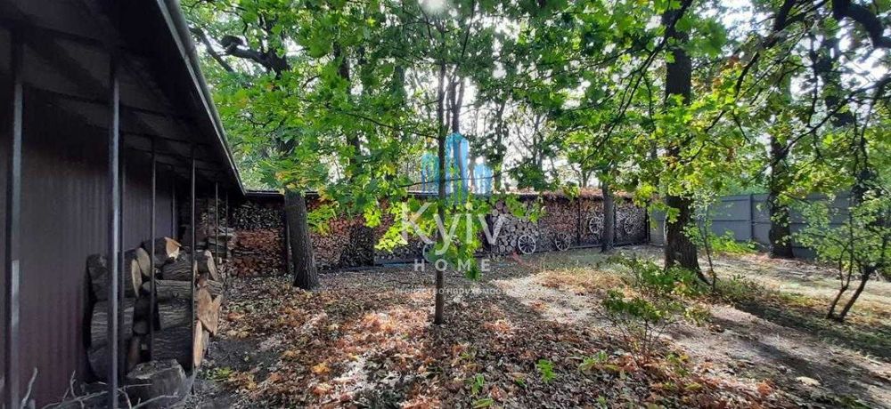 Продаж Будинок у лісі біля Києва — газ, каналізація, готовий для життя