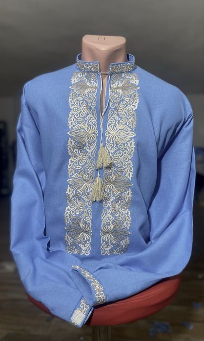 Вишита сукня, вишиванка чоловіча та жіноча