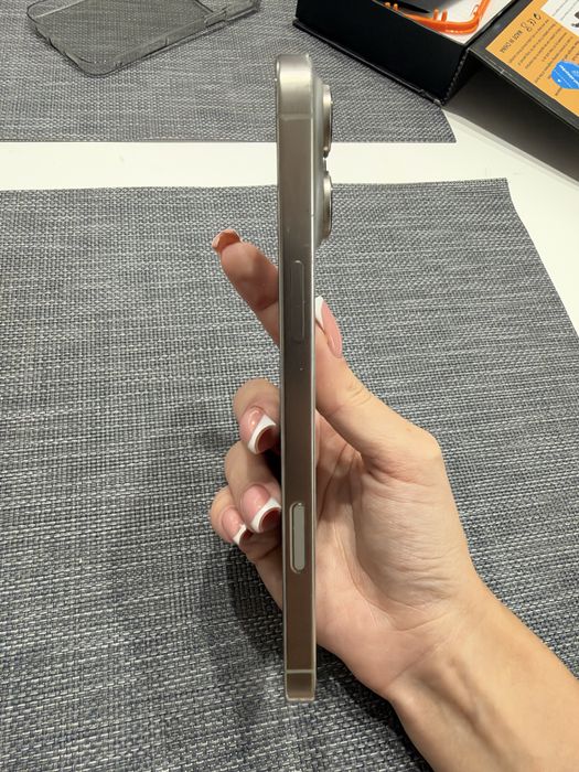 iPhone 16 Pro Max 256gb Natural Titanium Neverlock