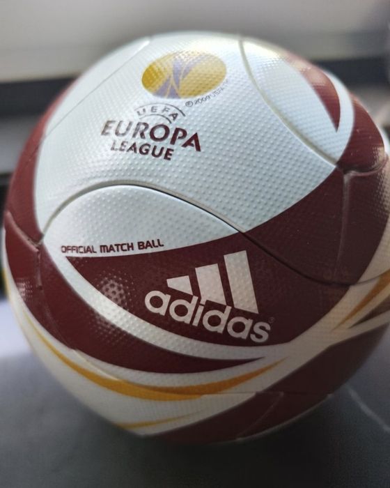 Vendo 4 bolas Official Match Ball