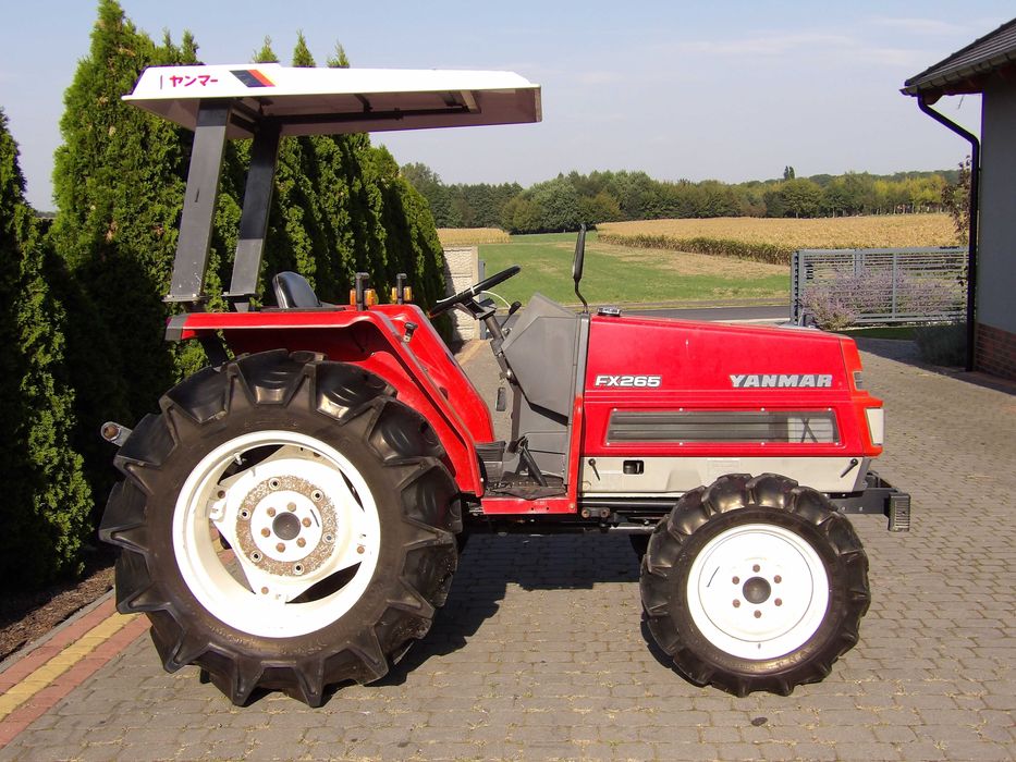 Yanmar FX265 26 KM 4x4 wspomaganie mini traktor