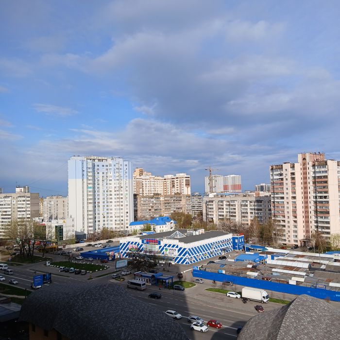 Атлант на Київській вул Симоненка сучасна квартира подобово погодинно