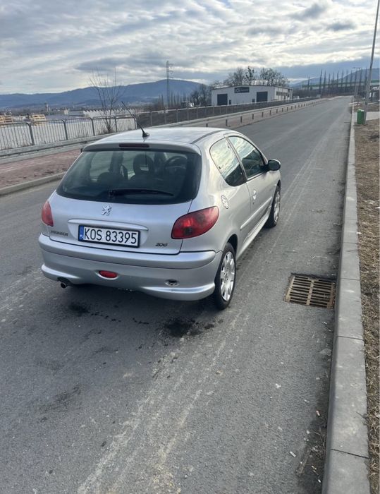 Peugeot 206 2005 rok 1.4 benzyna