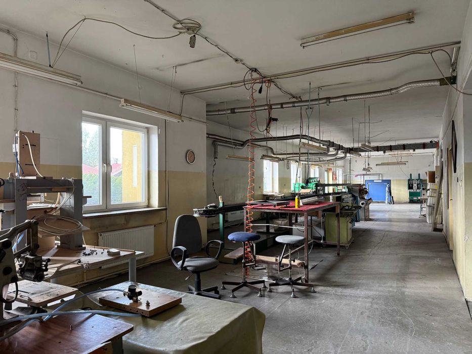 Mińsk Hala 500m2 plus biuro, mieszkanie 300m2- parking 15 samochodów