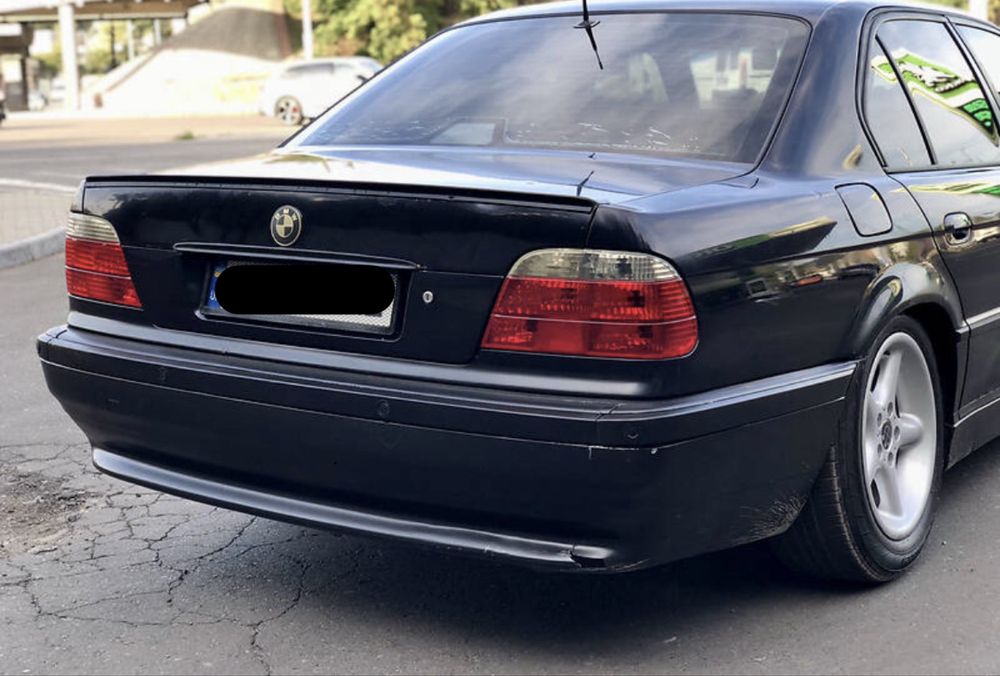 Bmw 740i в хорошем состоянии