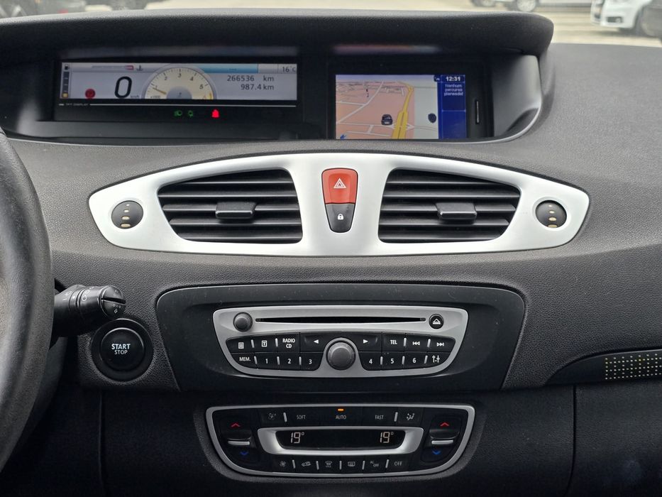 Renault Grande Scenic 2010 7 lugares 3699