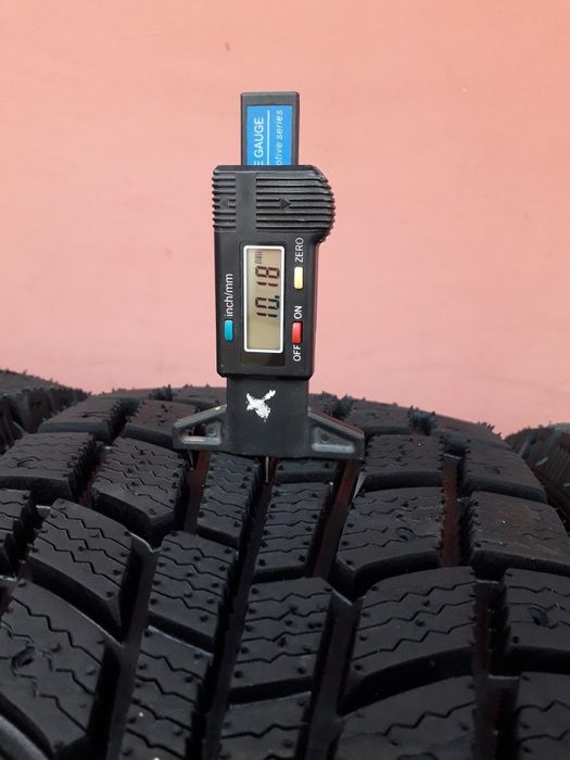 Нова 205/55/16. Зимняя резина 25 рік. Протекто 10 мм.