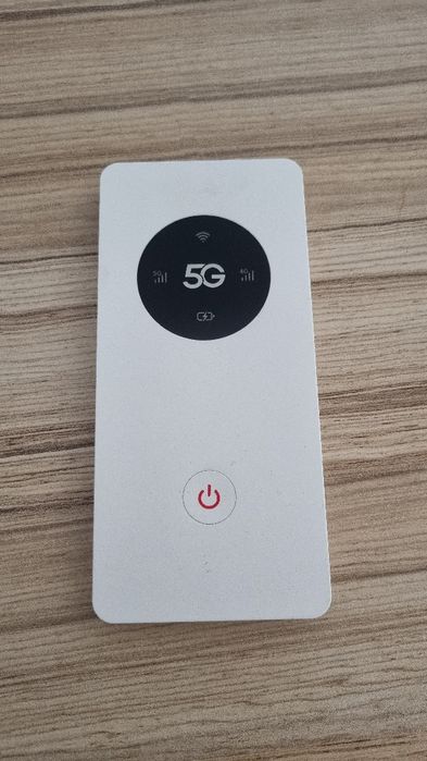 Modem 5G Router AX3600 z Gniazdem Karty SIM WiFi-6 2,4 GHz i 5,0 GHz